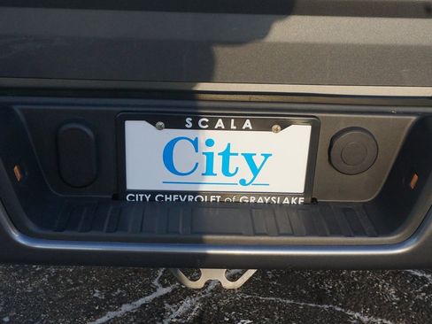 Used 2018 Chevrolet Colorado LT w/ LT Convenience Package image 32