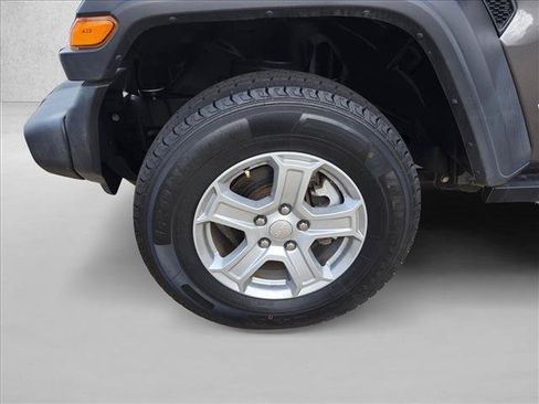Used 2021 Jeep Wrangler Unlimited Sport AWD/4WD image 21