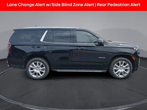 Used 2023 Chevrolet Tahoe High Country w/ Advanced Technology Package AWD/4WD image 31