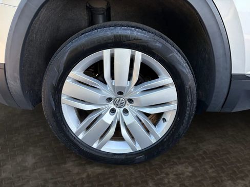 Used 2019 Volkswagen Atlas SE w/ Panoramic Sunroof Package AWD/4WD image 43