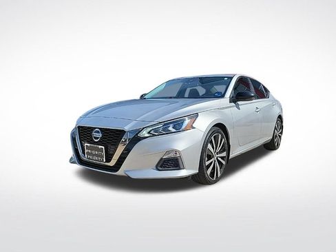 Used 2020 Nissan Altima 2.5 SR w/ Premium Package AWD/4WD image 1