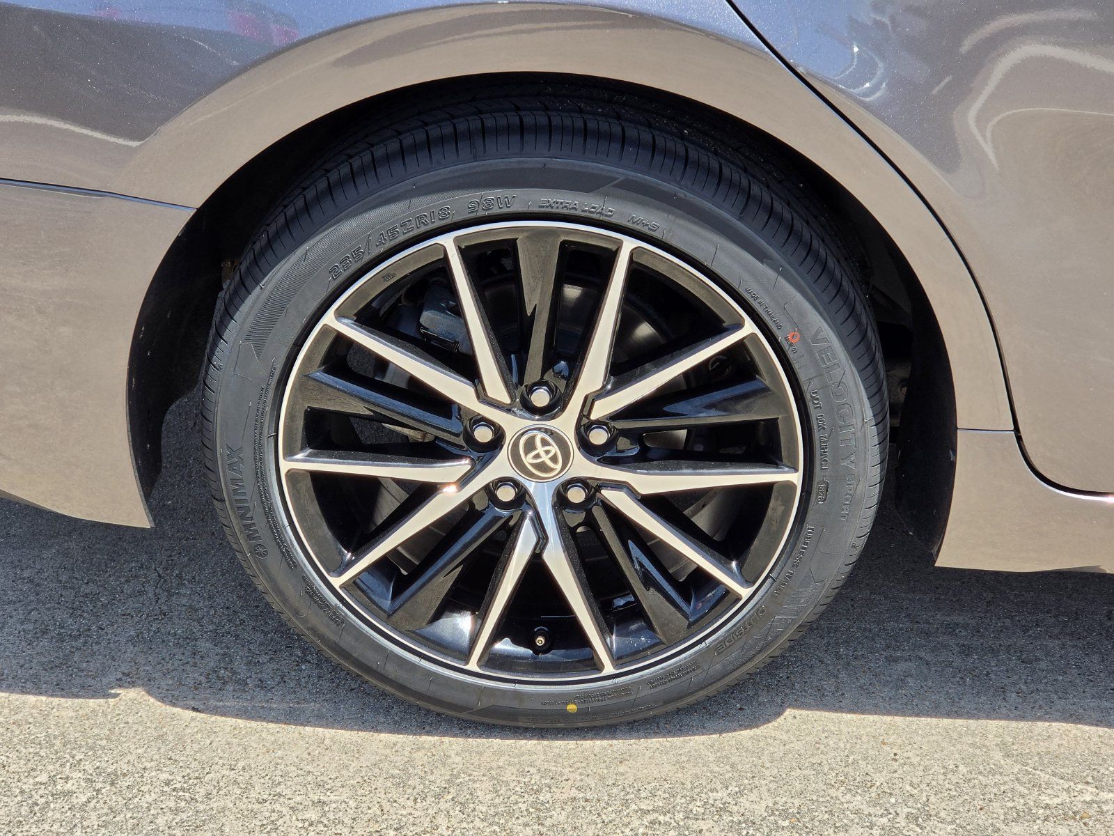 Used 2024 Toyota Camry SE FWD image 10