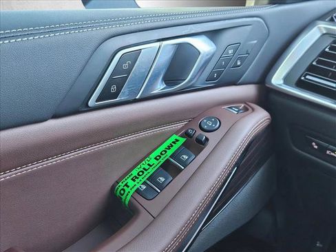 New 2026 BMW X5 sDrive40i w/ Climate Comfort Package image 19