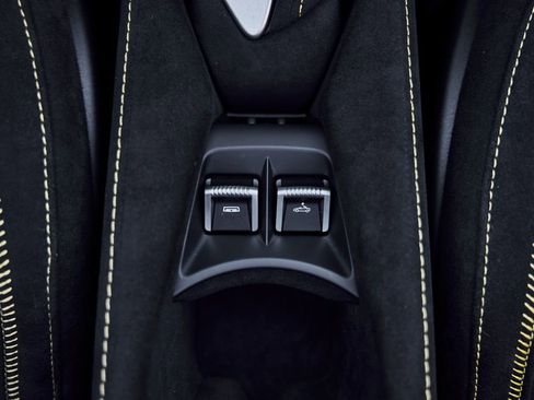 Used 2026 McLaren 750S Spider image 66