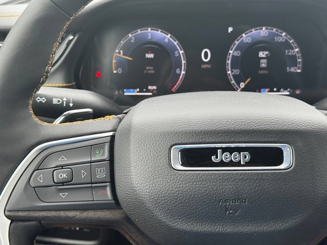 New 2026 Jeep Grand Cherokee Limited AWD/4WD image 25