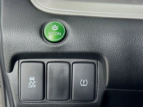 Used 2016 Honda CR-V EX image 11