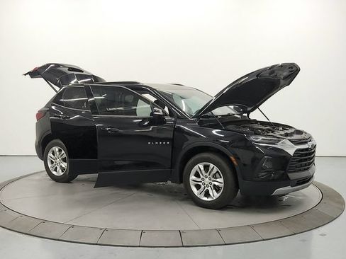 Used 2020 Chevrolet Blazer LT FWD image 9