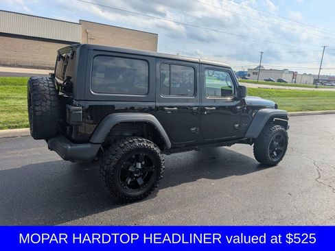 Used 2022 Jeep Wrangler Unlimited Sport AWD/4WD image 9