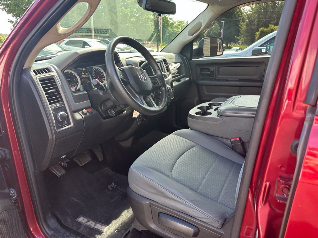 Used 2014 RAM 2500 Tradesman w/ Chrome Appearance Group AWD/4WD image 10
