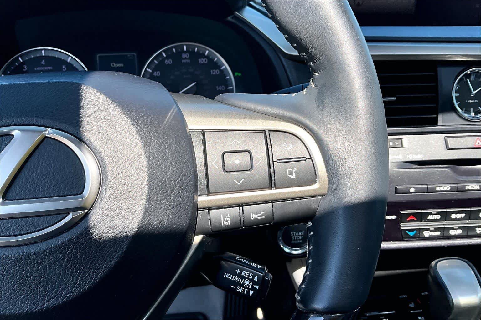 Used 2016 Lexus RX 350 AWD w/ Luxury Package image 25