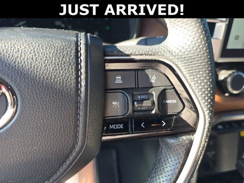 Used 2022 Toyota Tundra 1794 Edition w/ Advanced Package image 19