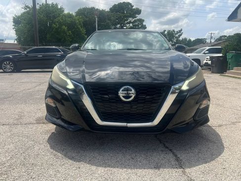 Used 2021 Nissan Altima 2.5 SV FWD image 5