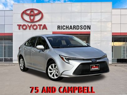 Used 2025 Toyota Corolla LE