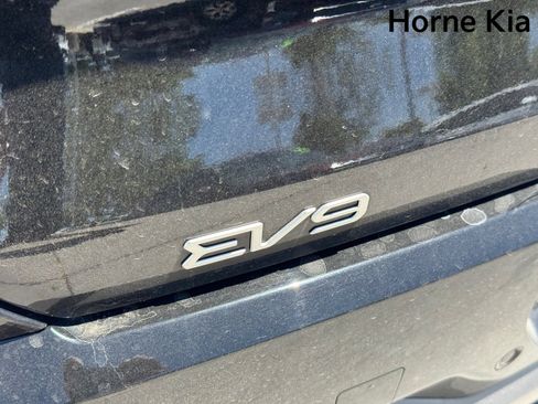 Certified 2024 Kia EV9 GT-Line AWD/4WD image 29