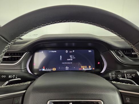 New 2025 Jeep Grand Cherokee Laredo w/ MOPAR Finishing Package image 17