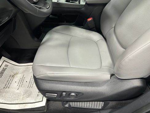 Used 2025 Toyota Sienna XLE w/ XLE Plus Package AWD/4WD image 13