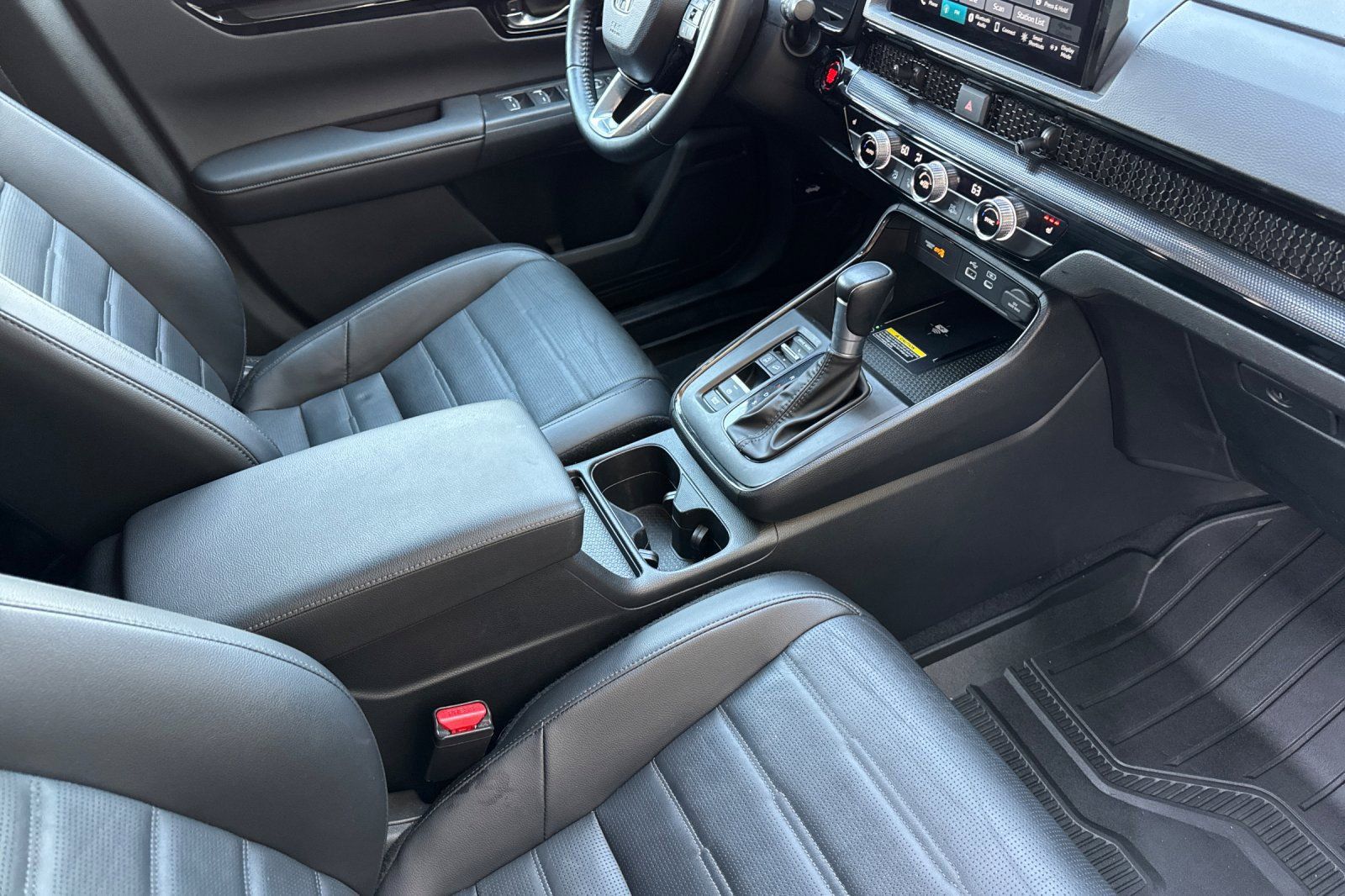 Used 2025 Honda CR-V EX-L image 17