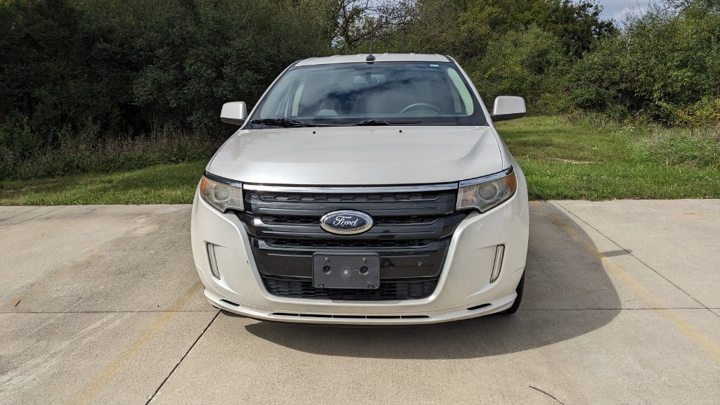Used 2011 Ford Edge Sport w/ Driver Entry Pkg AWD/4WD image 8