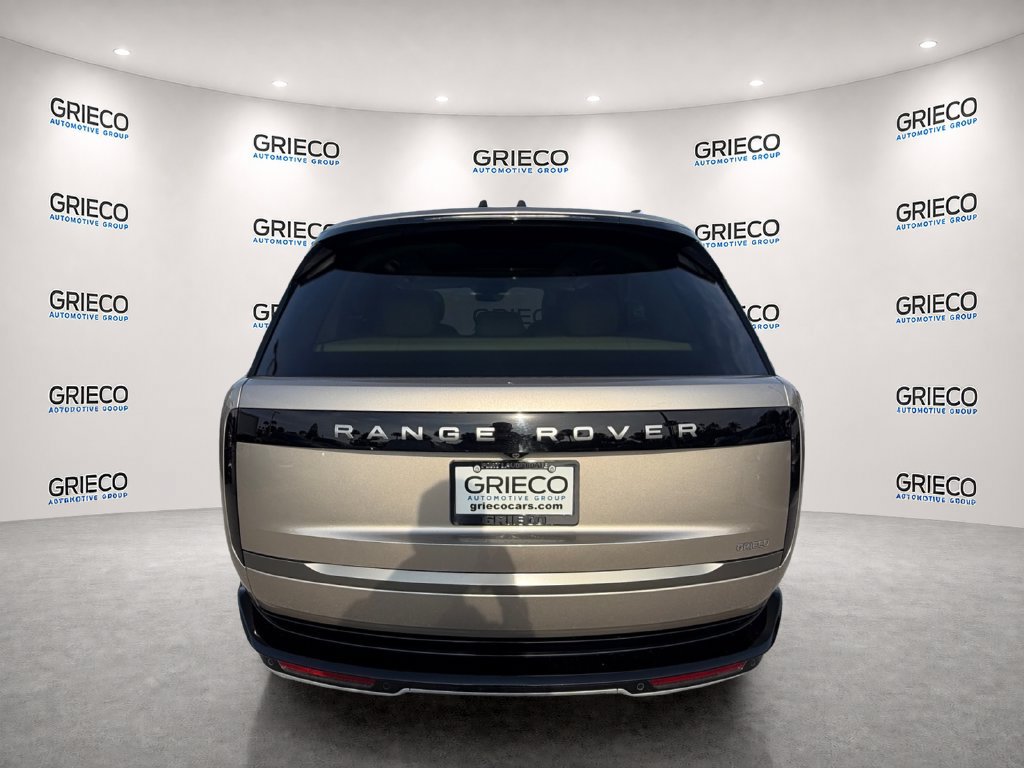 Used 2024 Land Rover Range Rover SE AWD/4WD image 6
