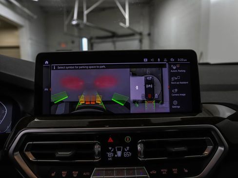 Used 2023 BMW X3 xDrive30i w/ Premium Package image 18