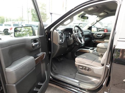 Used 2022 GMC Sierra 1500 Elevation w/ X31 Off-Road Package image 11