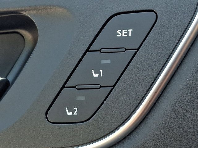Used 2021 Nissan Rogue Platinum AWD/4WD image 26