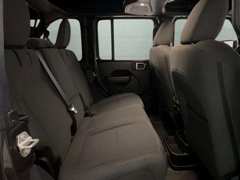 Used 2024 Jeep Wrangler Unlimited image 67