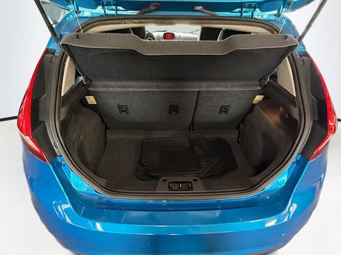 Used 2012 Ford Fiesta SE FWD image 28