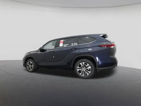 New 2026 Toyota Highlander XLE AWD/4WD image 20