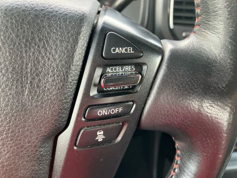 Used 2021 Nissan Titan PRO-4X w/ Pro-4x Convenience Package AWD/4WD image 21