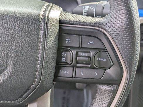 Used 2025 Toyota Tacoma TRD Off-Road image 23