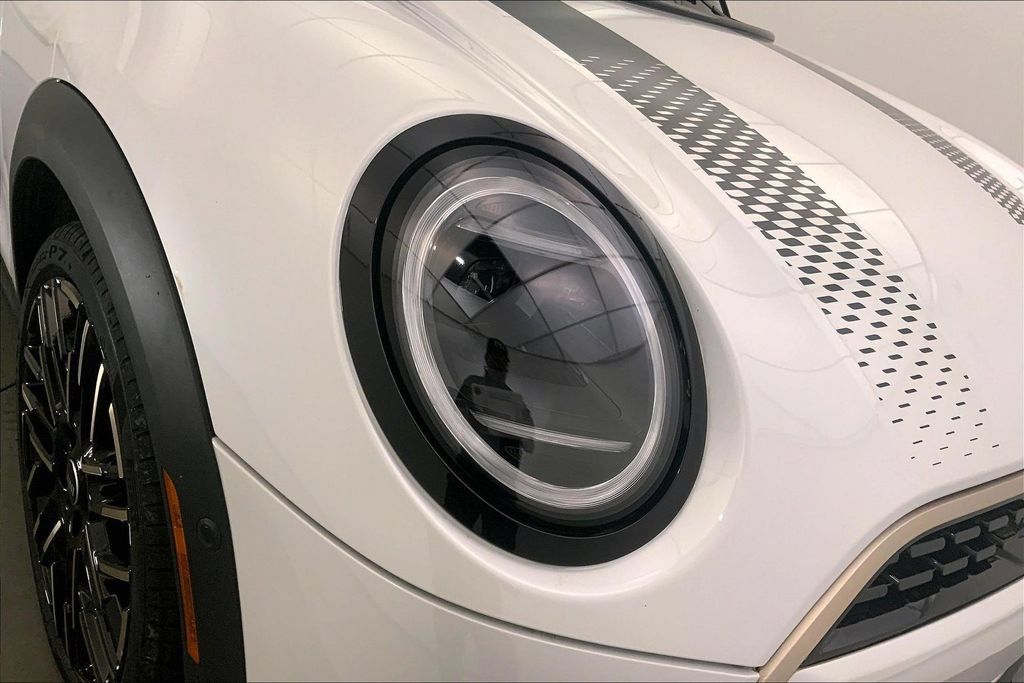 Used 2026 MINI Cooper S FWD image 27