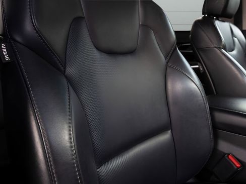 Used 2020 Kia Telluride S w/ S 8 Passenger Seating Package image 89