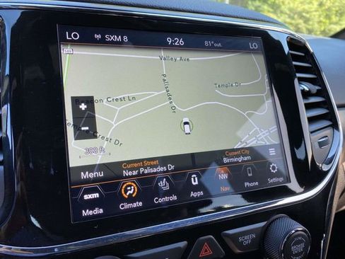 Used 2020 Jeep Grand Cherokee Altitude image 29