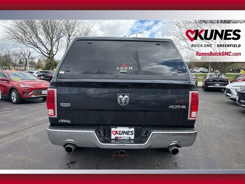 Used 2015 RAM 1500 Laramie w/ Convenience Group image 9