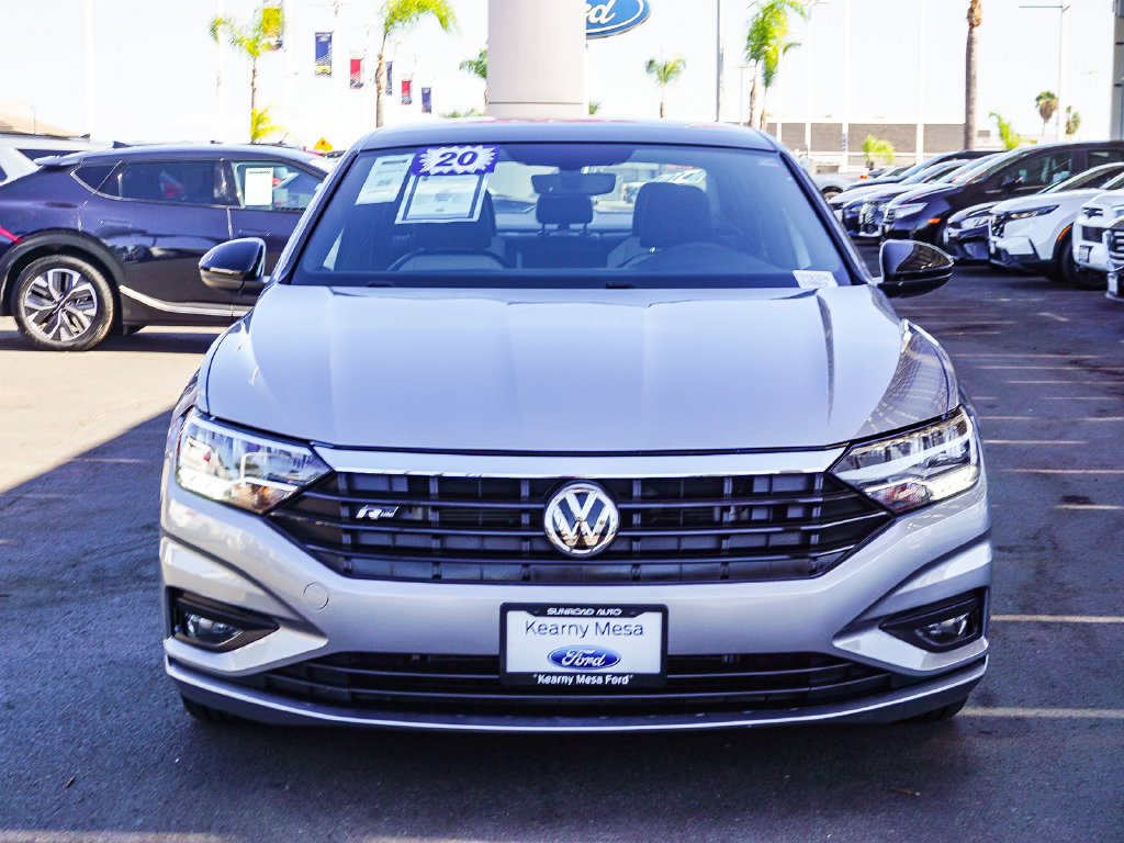 Used 2020 Volkswagen Jetta SE FWD image 2