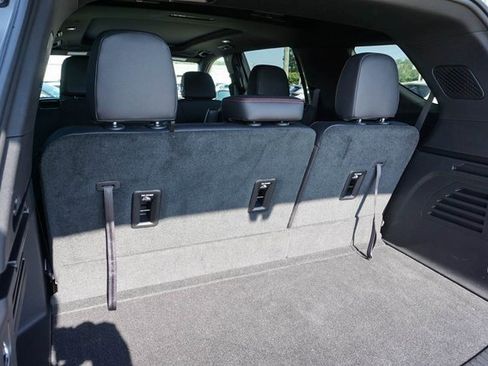 Used 2025 Chevrolet Traverse Z71 w/ LPO, Floor Liner Package image 11