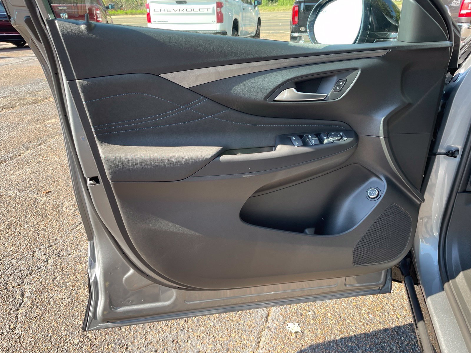 New 2026 Buick Envista Sport Touring w/ Convenience I Package FWD image 15