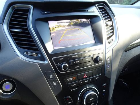 Used 2018 Hyundai Santa Fe Sport w/ 2.4L Value Package 02 FWD image 16