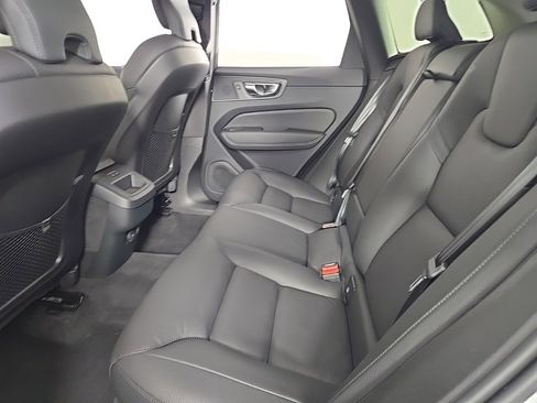 New 2025 Volvo XC60 B5 Plus w/ Protection Package Premier image 18