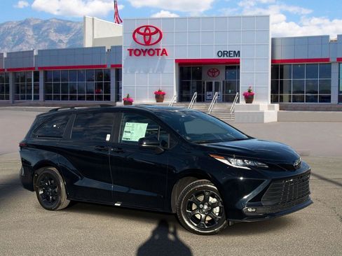 New 2026 Toyota Sienna XLE Woodland Edition AWD/4WD image 1