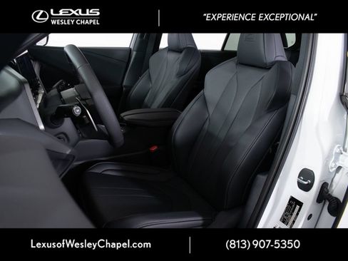 New 2026 Lexus TX 500h AWD image 5