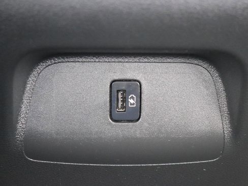 Used 2024 Nissan Sentra SV FWD image 21