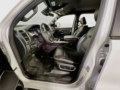 Used 2023 RAM 1500 Laramie AWD/4WD image 21
