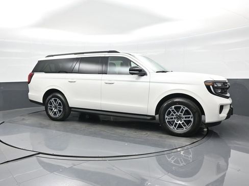 New 2026 Ford Expedition Max Active image 10