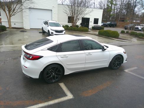 Used 2023 Honda Civic Sport Touring image 12