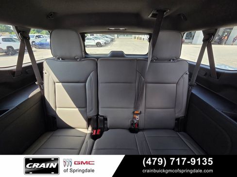 Used 2023 GMC Yukon XL SLT w/ SLT Luxury Package AWD/4WD image 26