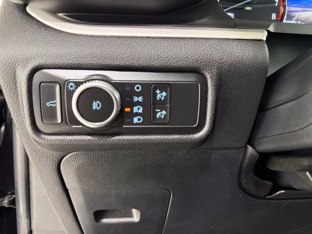 Used 2021 Ford Explorer XLT w/ Equipment Group 202A AWD/4WD image 12