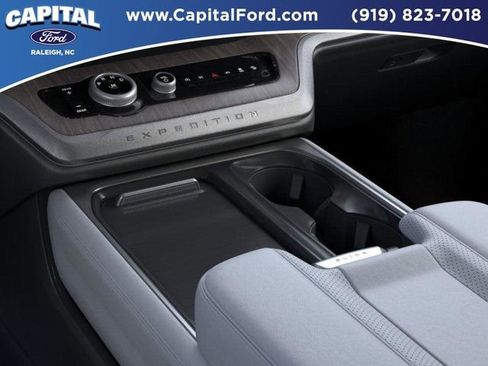 New 2025 Ford Expedition Platinum w/ Platinum Ultimate Package image 15