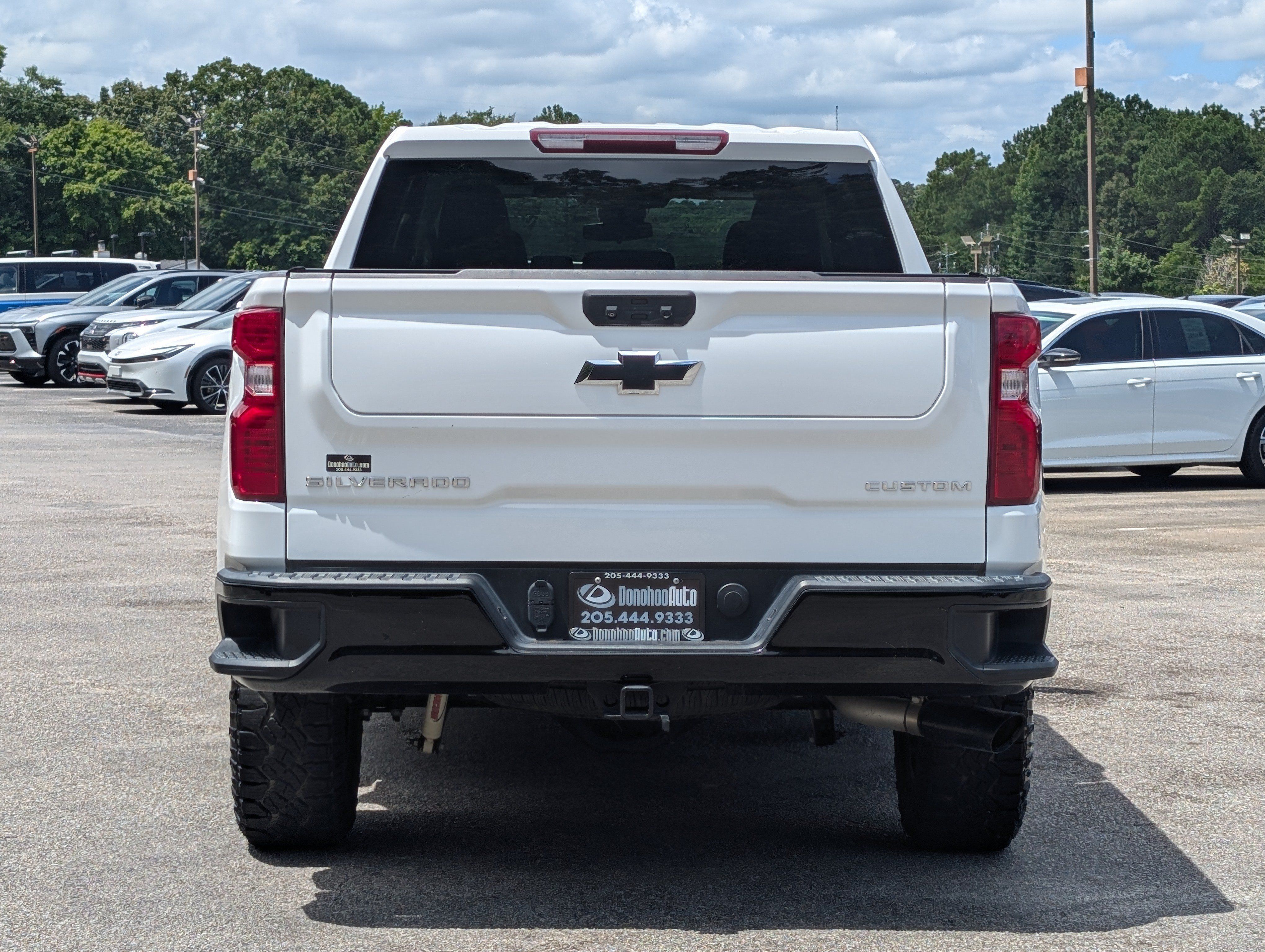 Used 2023 Chevrolet Silverado 1500 Custom Trail Boss AWD/4WD image 8
